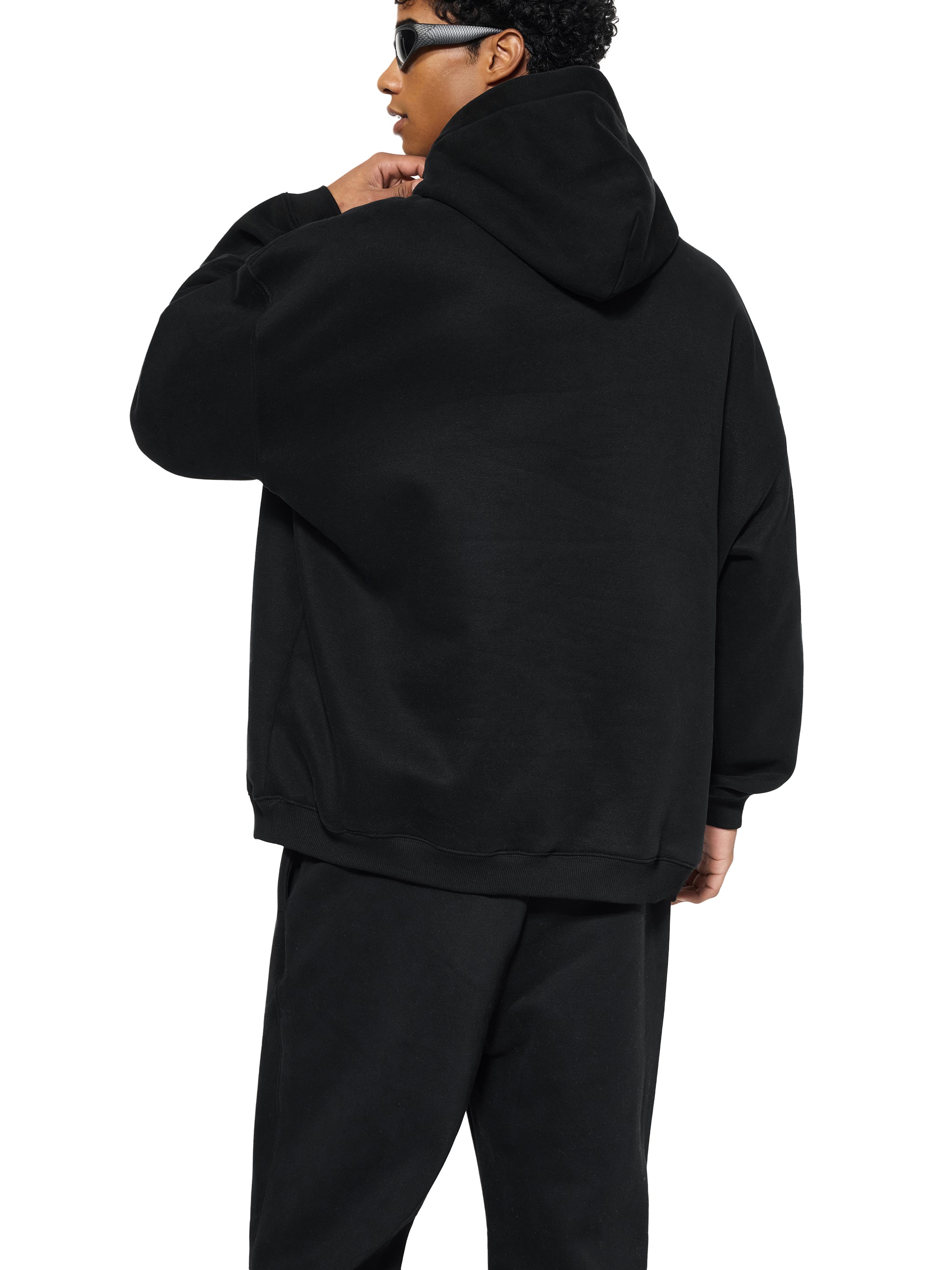A logo Sweter